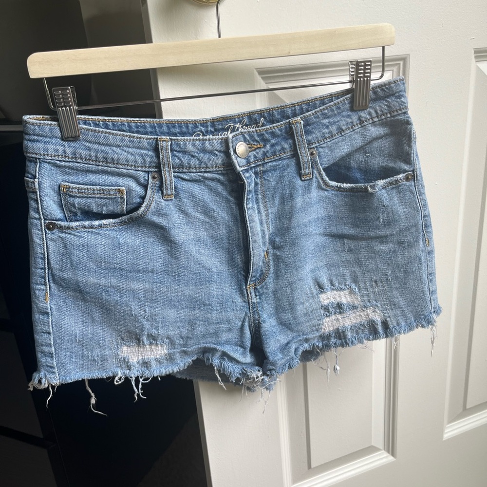Universal Thread 10/30 Jean Shorts
